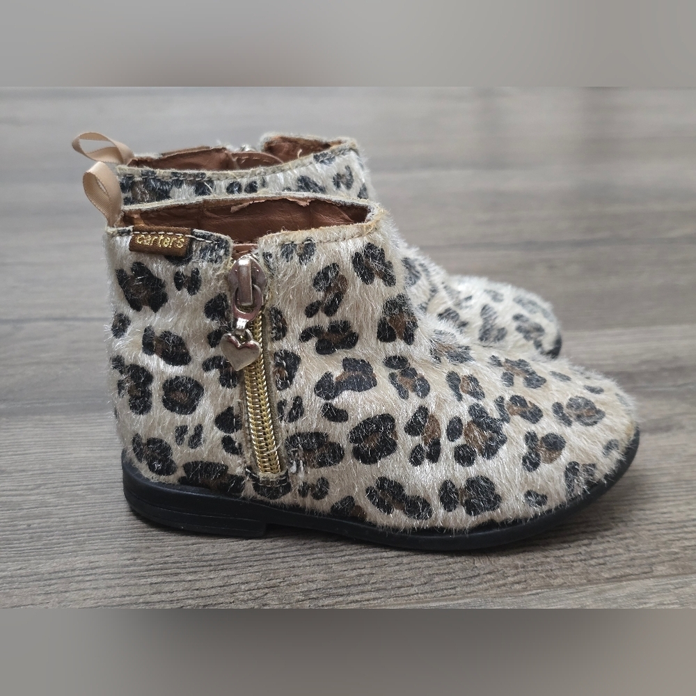 Carters Cecilia Short Ankle Bootie Animal Print Fuzzy Toddler Girl Boots Size 7